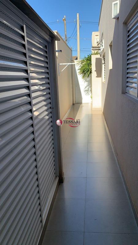 Casa de Condomínio com 3 quartos à venda, 180m² — foto 20 de 24
