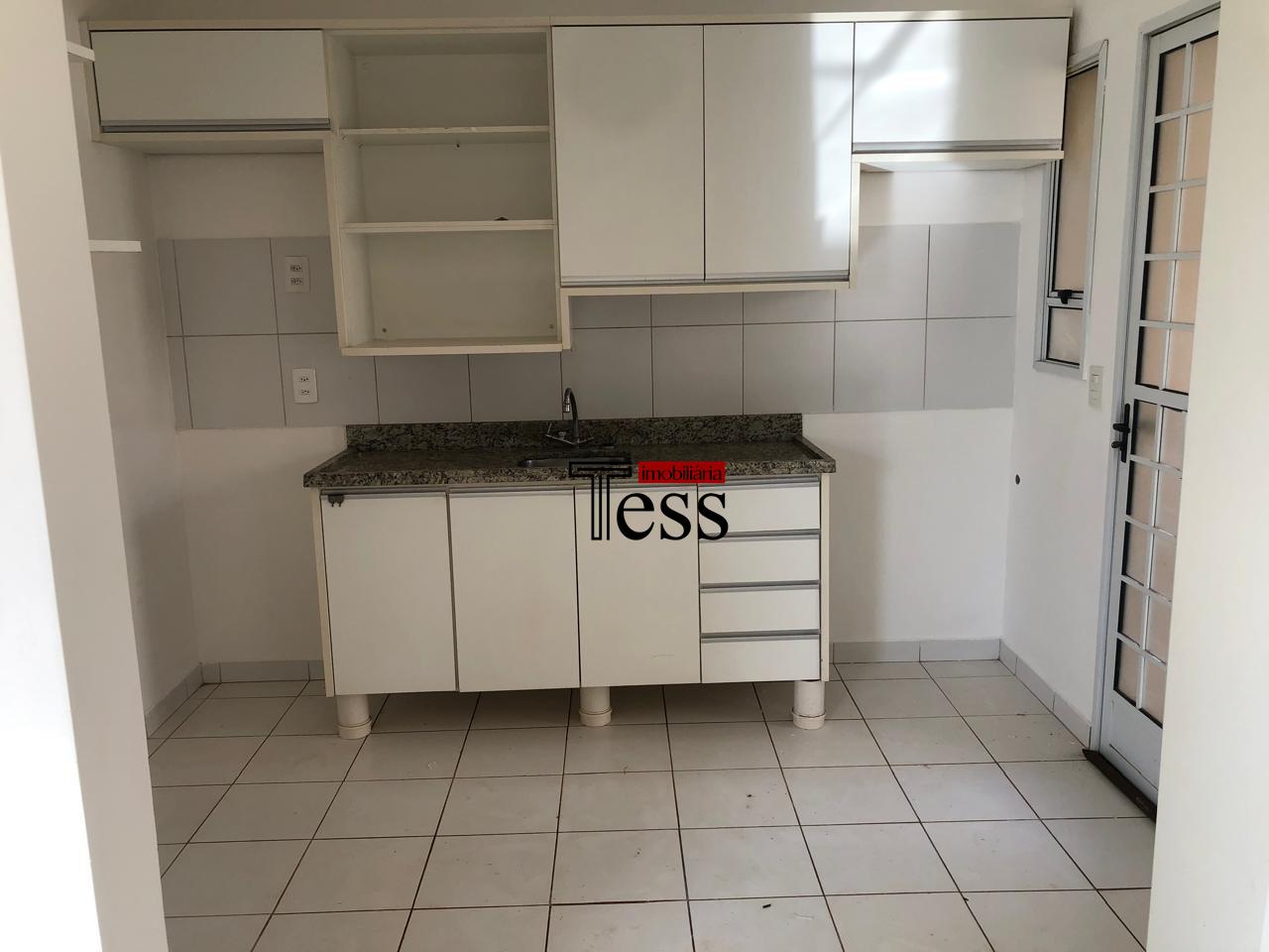 Casa de Condomínio com 4 quartos para aluguel, 124m² — foto 24 de 28