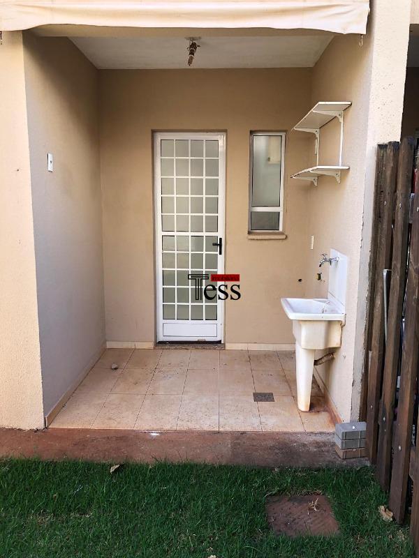 Casa de Condomínio com 4 quartos para aluguel, 124m² — foto 26 de 28