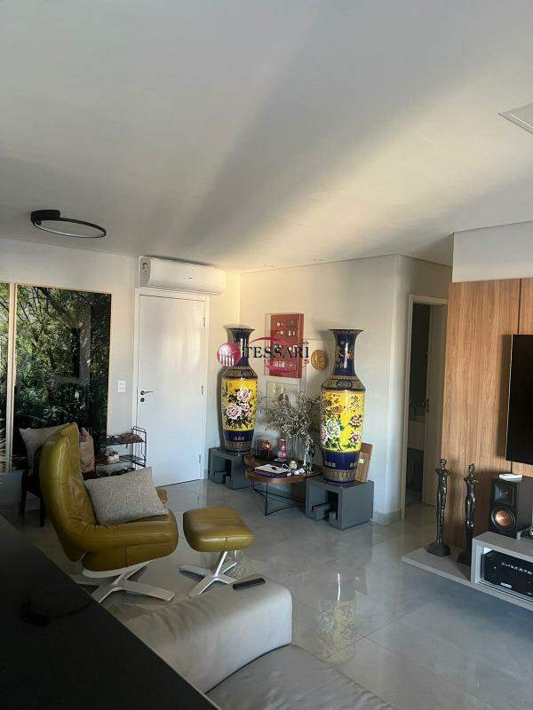 Apartamento com 3 quartos para aluguel, 115m² — foto 6 de 25