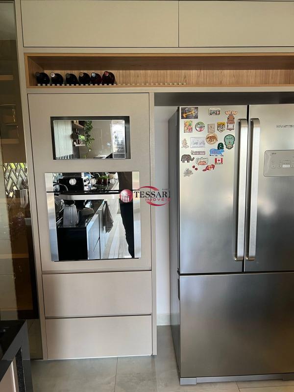 Apartamento com 3 quartos para aluguel, 115m² — foto 10 de 25