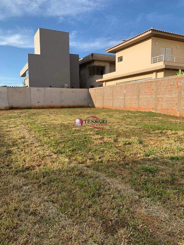 Terreno / Lote / Condomínio à venda, 360m² — foto 4 de 6