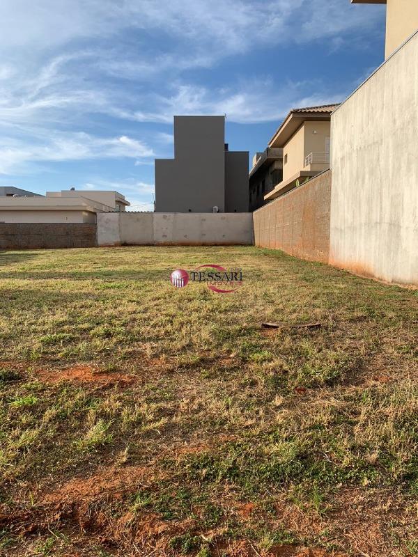 Terreno / Lote / Condomínio à venda, 360m² — foto 5 de 6
