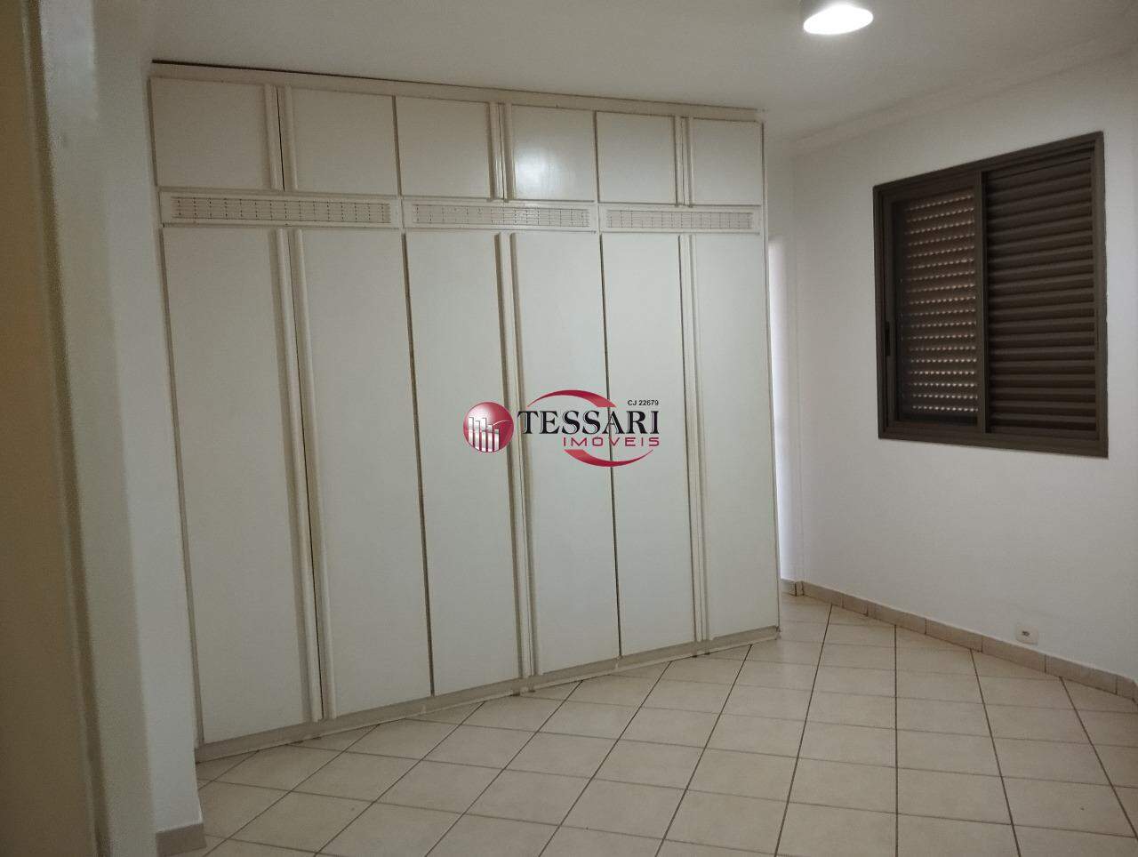 Apartamento com 3 quartos à venda, 140m² — foto 9 de 11
