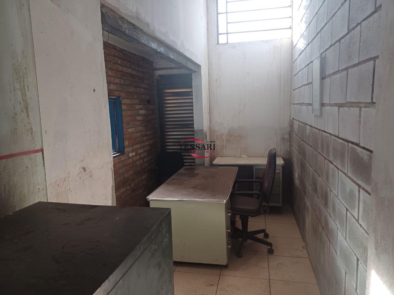 Loja / Salão / Ponto Comercial para aluguel, 320m² — foto 11 de 17