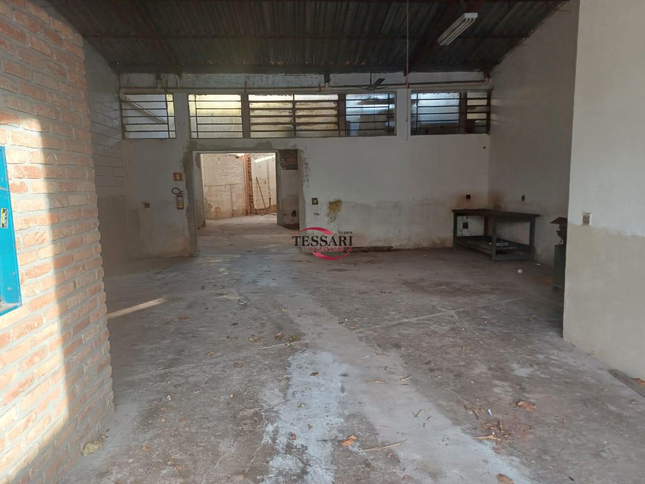 Loja / Salão / Ponto Comercial para aluguel, 320m² — foto 9 de 17