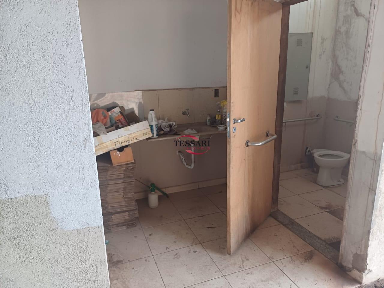 Loja / Salão / Ponto Comercial para aluguel, 320m² — foto 7 de 17