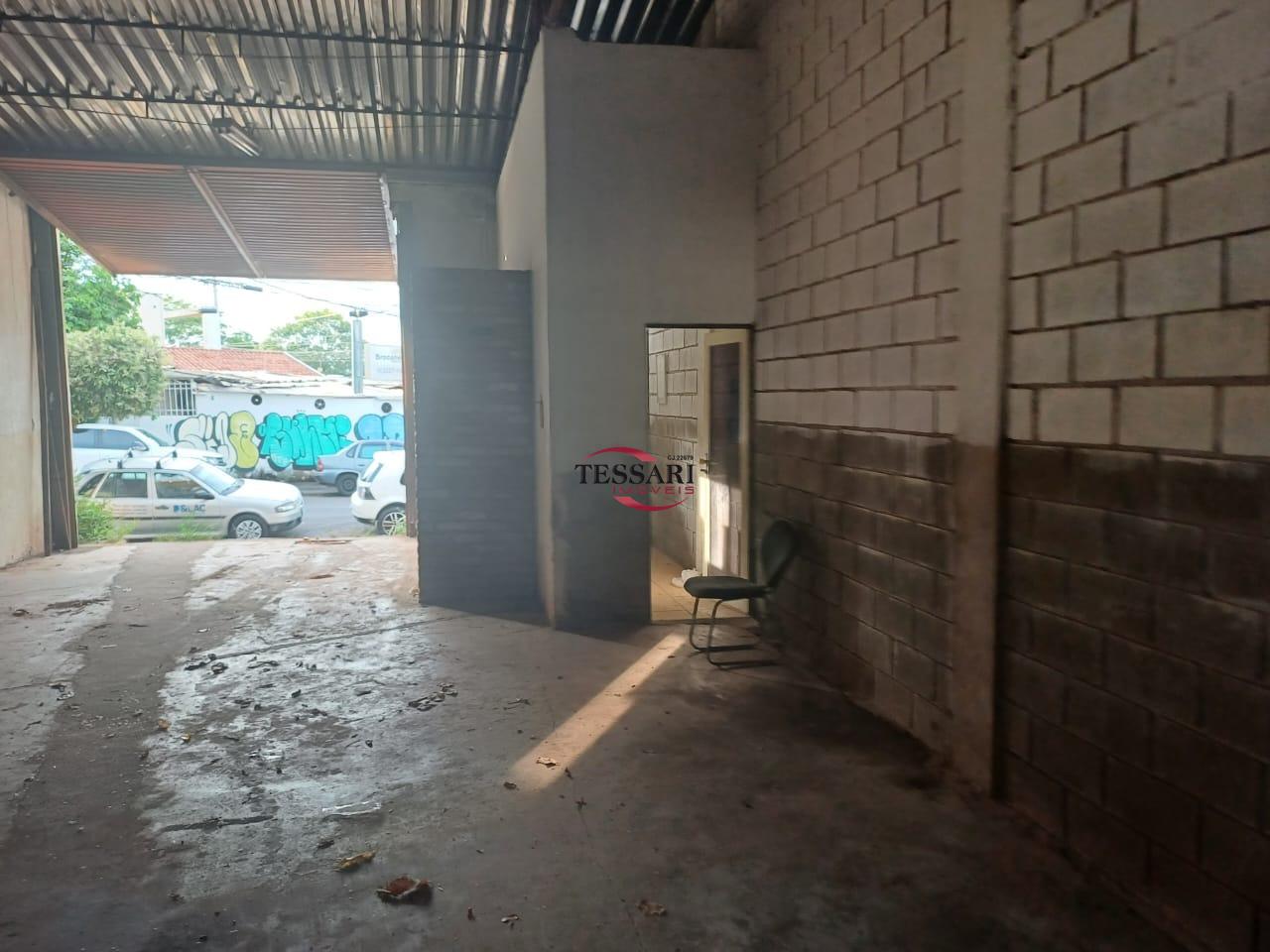 Loja / Salão / Ponto Comercial para aluguel, 320m² — foto 10 de 17