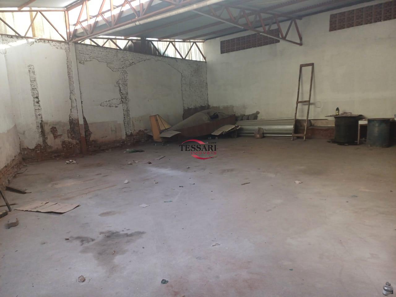 Loja / Salão / Ponto Comercial para aluguel, 320m² — foto 3 de 17