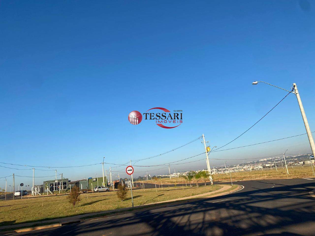 Terreno / Lote / Condomínio à venda, 368m² — foto 2 de 3
