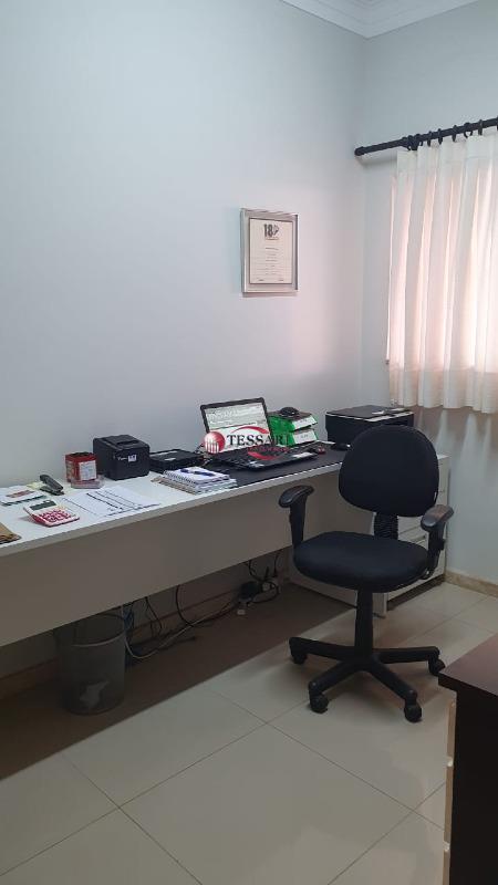 Casa de Condomínio com 4 quartos à venda, 311m² — foto 18 de 28