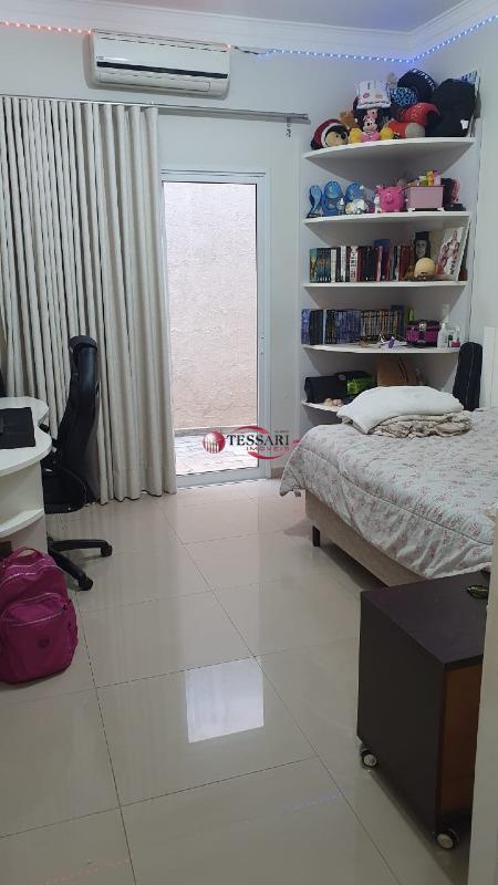 Casa de Condomínio com 4 quartos à venda, 311m² — foto 14 de 28