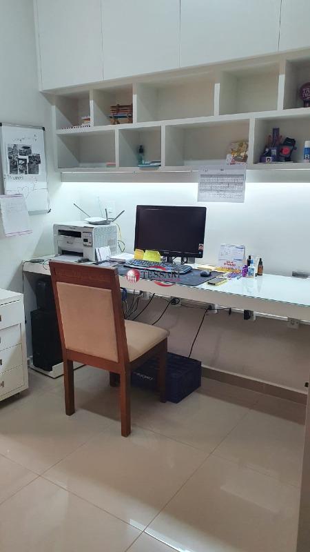 Casa de Condomínio com 4 quartos à venda, 311m² — foto 13 de 28
