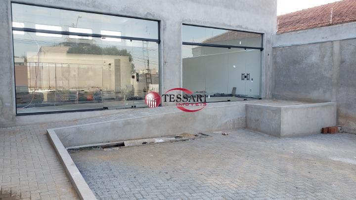 Loja / Salão / Ponto Comercial com 3 quartos para aluguel, 300m² — foto 2 de 5