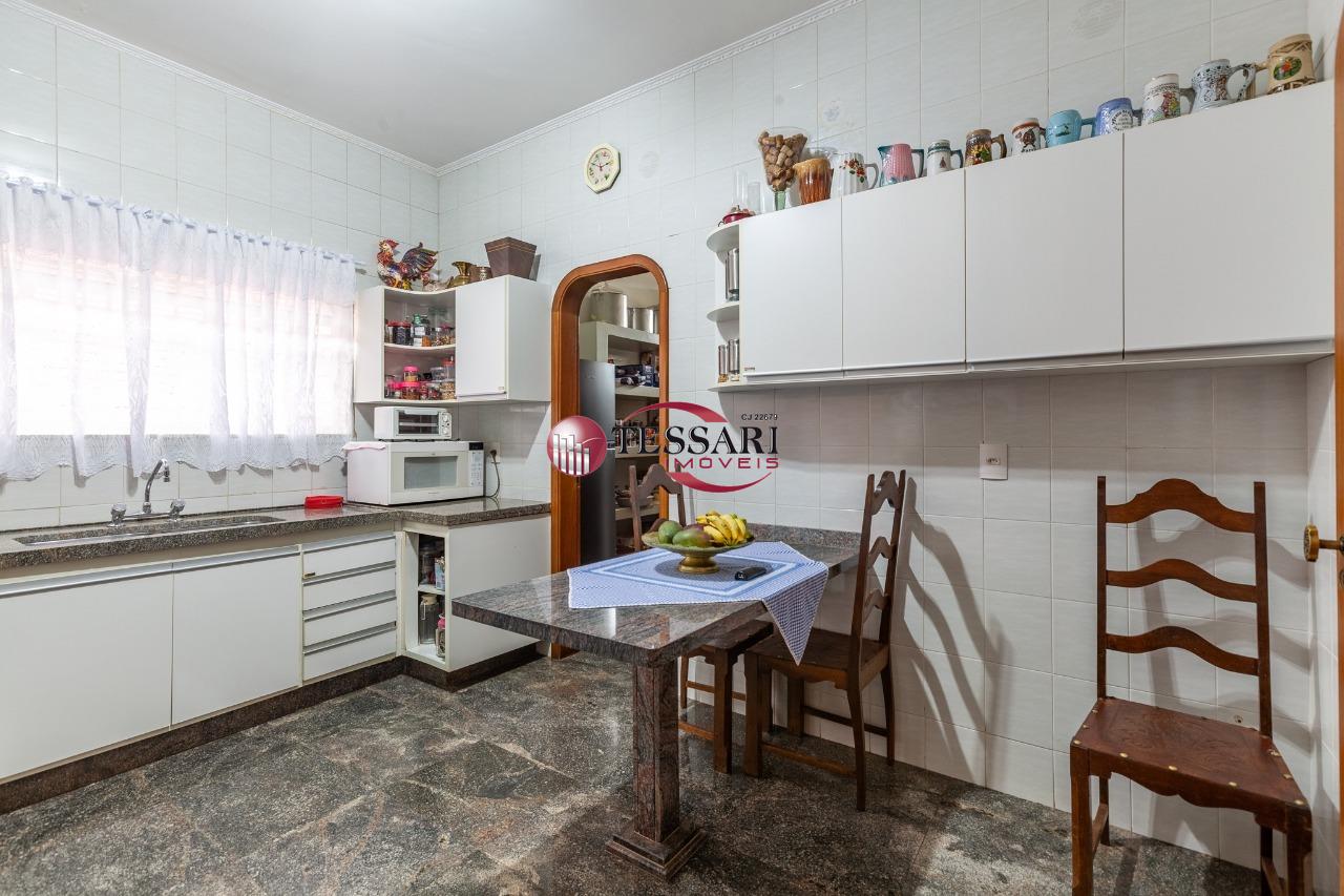Casa com 4 quartos à venda, 610m² — foto 20 de 30