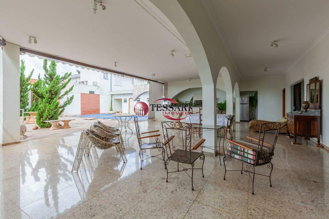 Casa com 4 quartos à venda, 610m² — foto 22 de 30