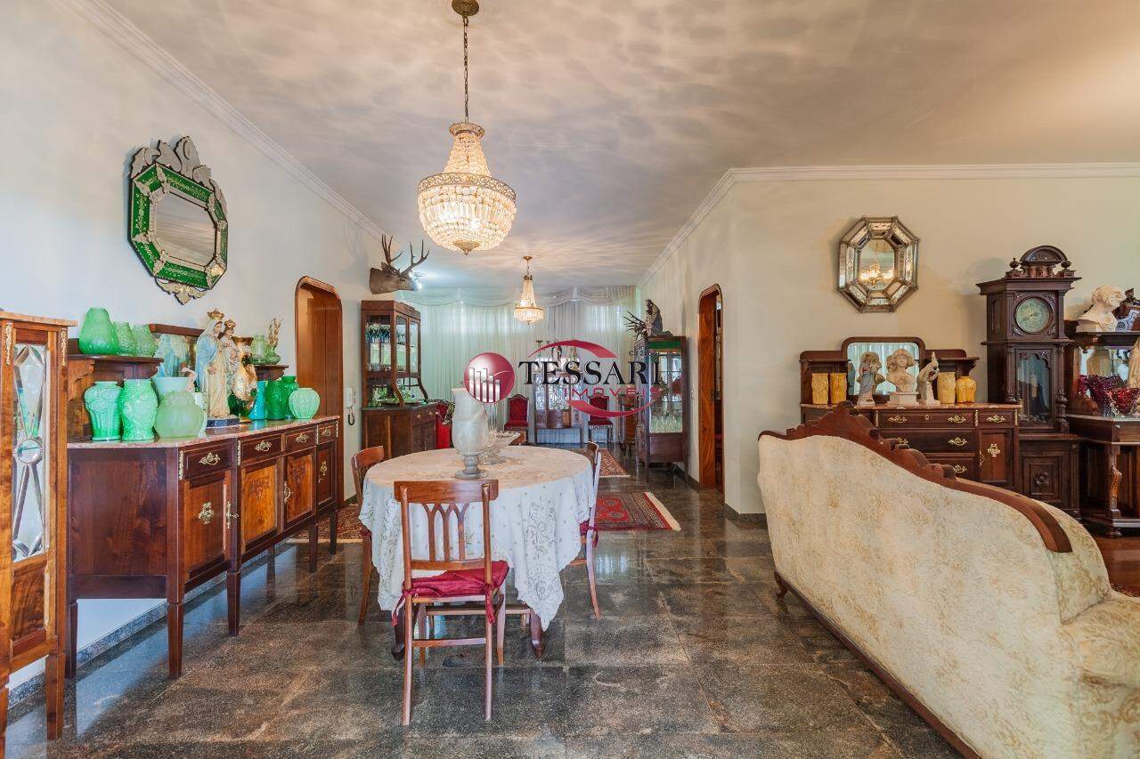 Casa com 4 quartos à venda, 610m² — foto 13 de 30