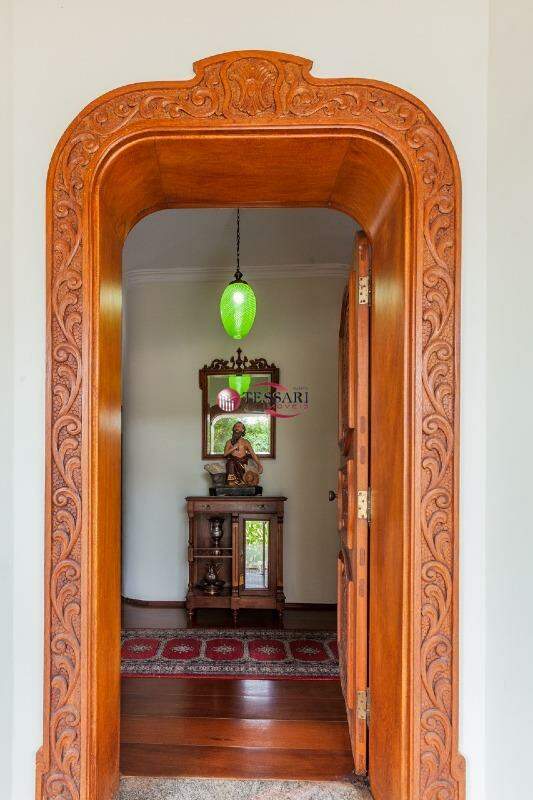 Casa com 4 quartos à venda, 610m² — foto 16 de 30