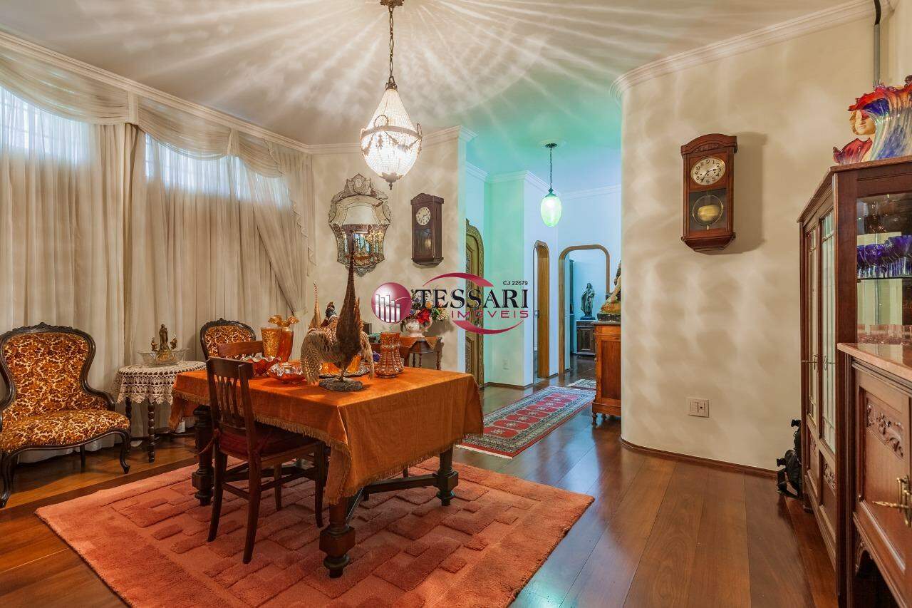 Casa com 4 quartos à venda, 610m² — foto 12 de 30