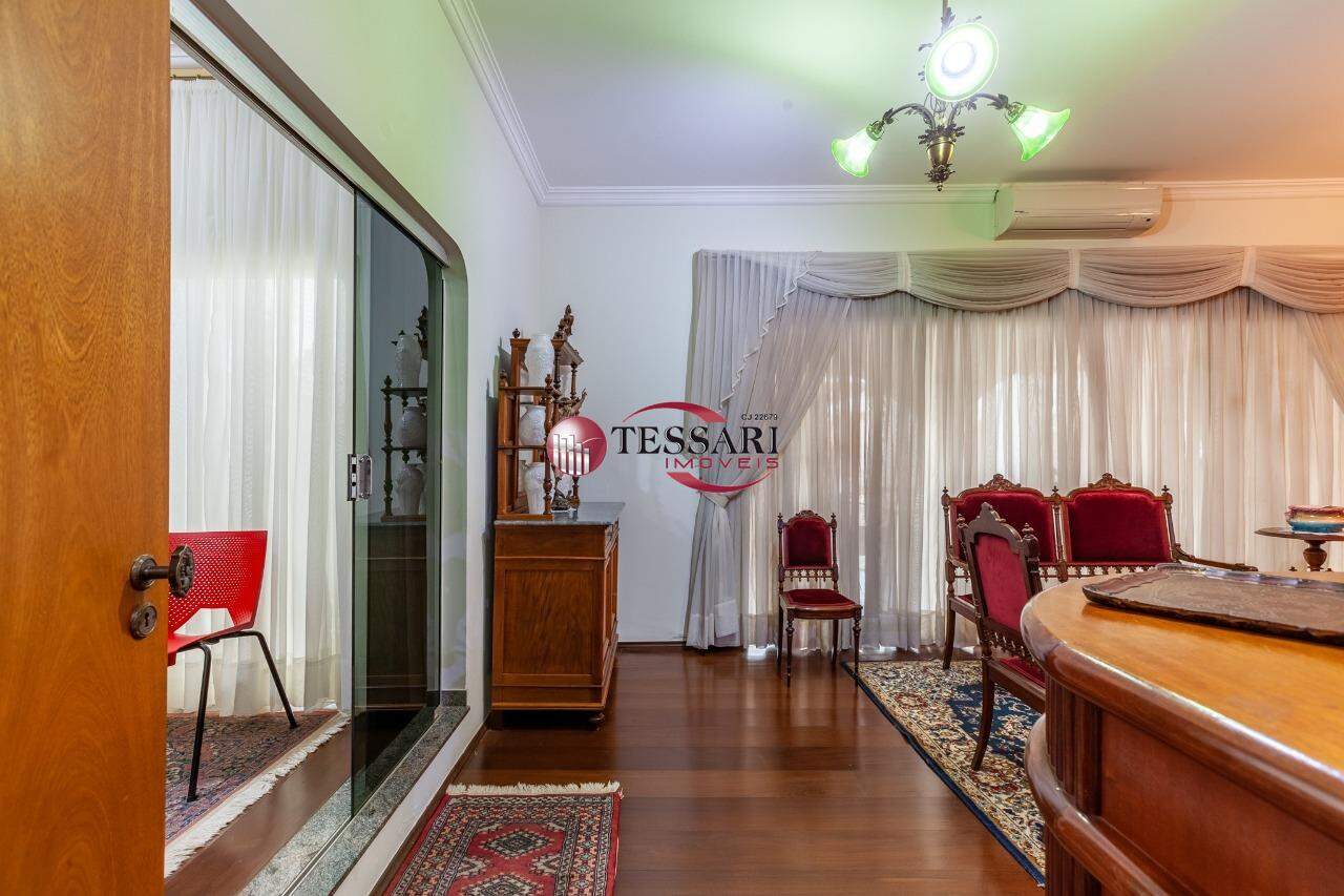 Casa com 4 quartos à venda, 610m² — foto 11 de 30