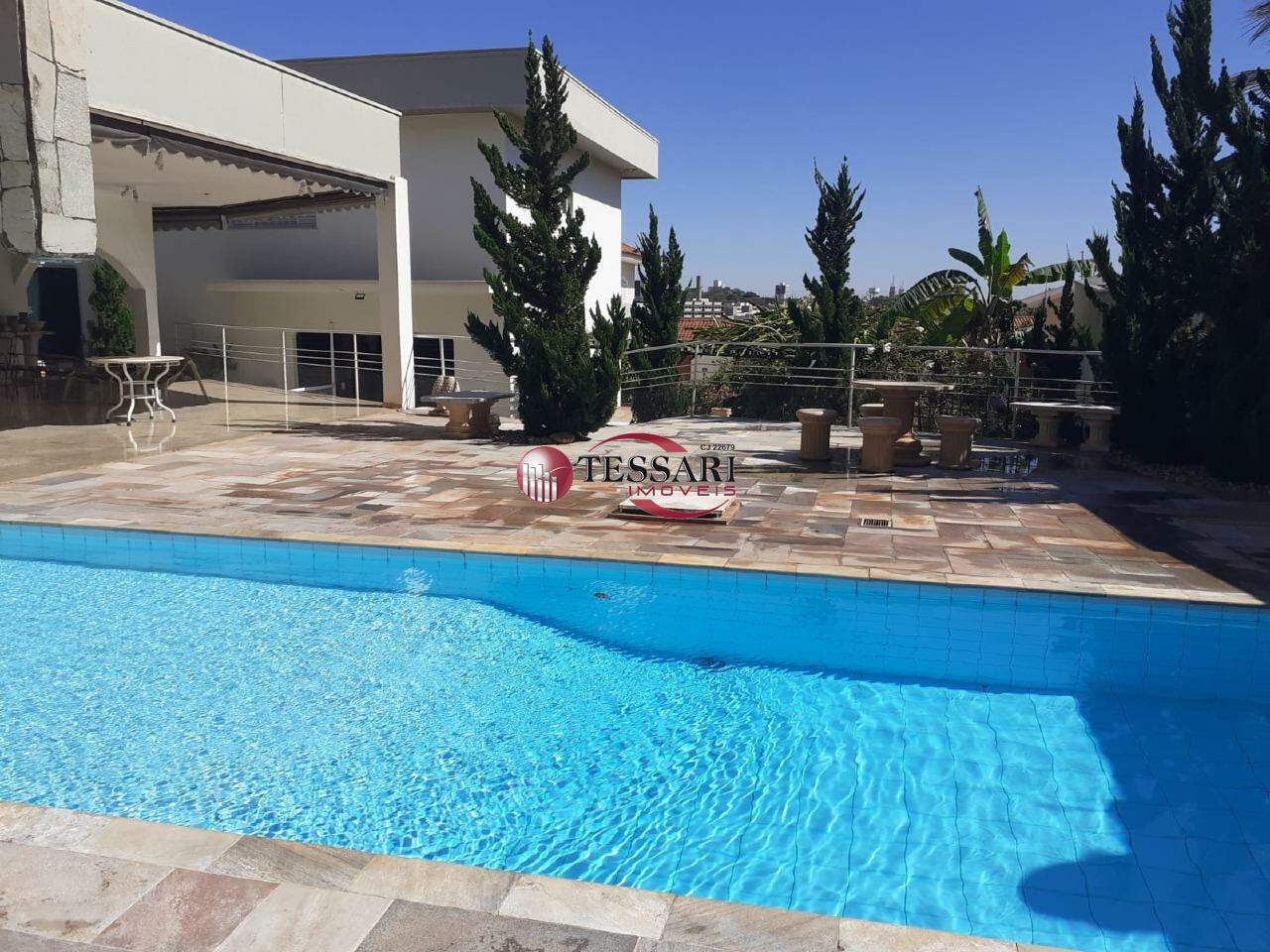 Casa com 4 quartos à venda, 610m² — foto 28 de 30