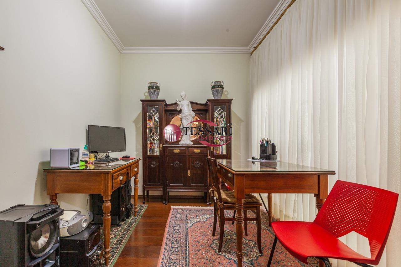Casa com 4 quartos à venda, 610m² — foto 4 de 30