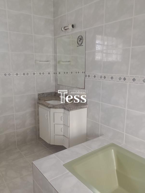 Casa com 3 quartos para aluguel, 450m² — foto 19 de 22