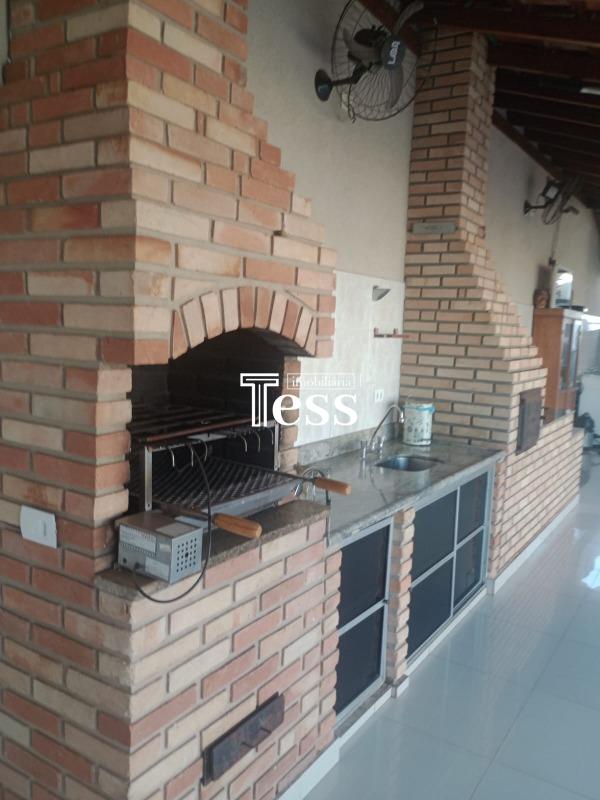 Casa com 3 quartos para aluguel, 450m² — foto 14 de 22