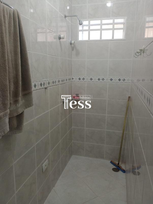 Casa com 3 quartos para aluguel, 450m² — foto 21 de 22
