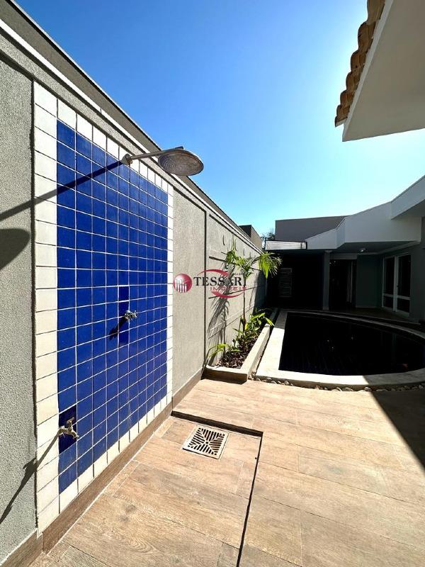 Casa de Condomínio com 3 quartos para aluguel, 238m² — foto 26 de 27