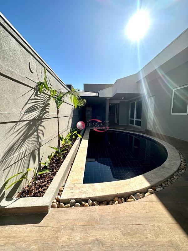 Casa de Condomínio com 3 quartos para aluguel, 238m² — foto 25 de 27