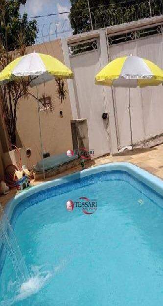 Sobrado com 3 quartos à venda, 180m² — foto 1 de 17