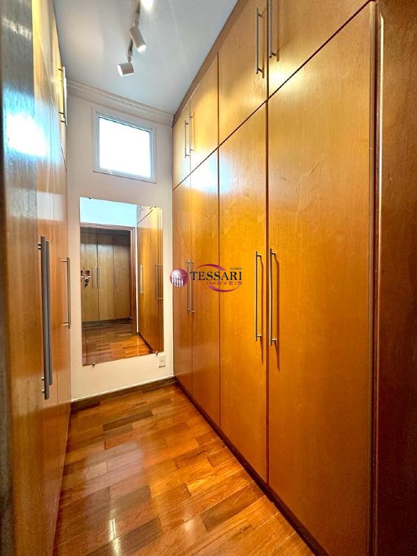 Casa de Condomínio com 3 quartos à venda, 238m² — foto 8 de 25
