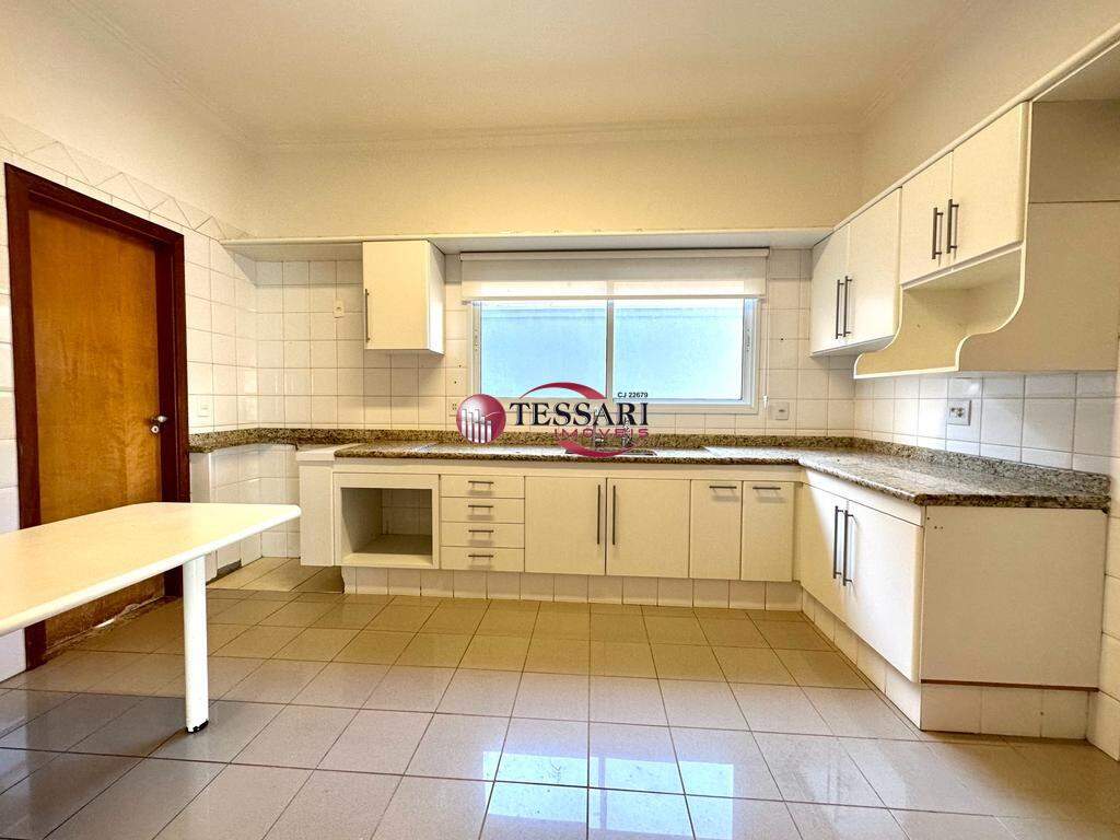 Casa de Condomínio com 3 quartos à venda, 238m² — foto 19 de 25