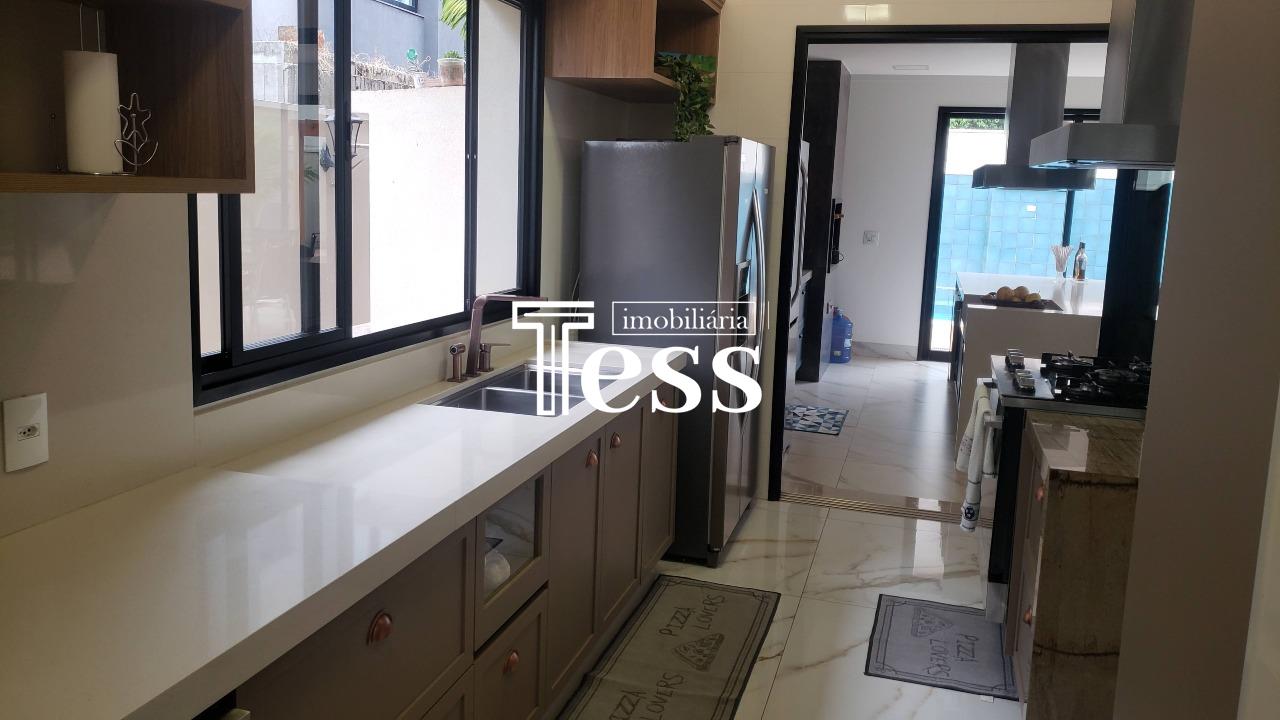 Casa de Condomínio com 4 quartos para aluguel, 500m² — foto 11 de 31