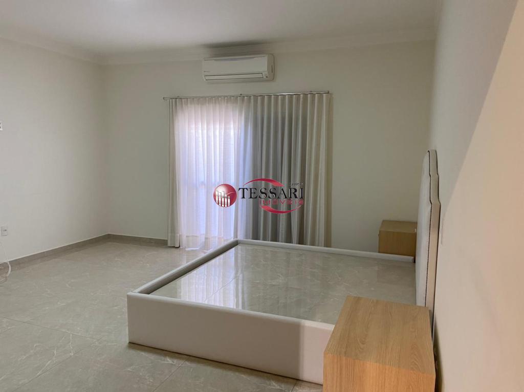 Casa de Condomínio com 3 quartos à venda, 300m² — foto 10 de 18