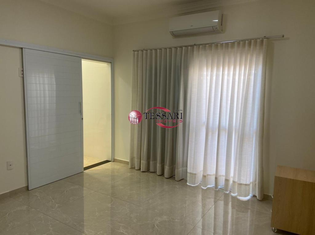 Casa de Condomínio com 3 quartos à venda, 300m² — foto 16 de 18