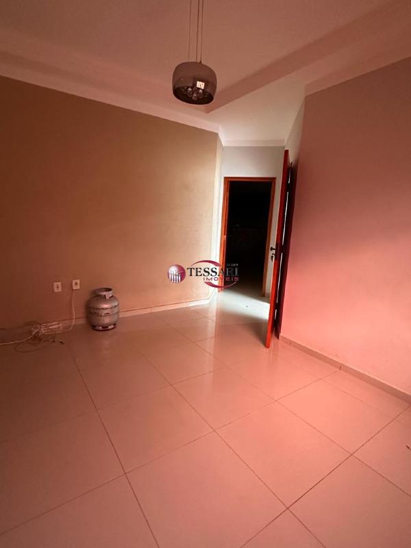 Casa com 3 quartos à venda, 140m² — foto 2 de 29