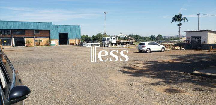Loja / Salão / Ponto Comercial para aluguel, 2404m² — foto 7 de 25