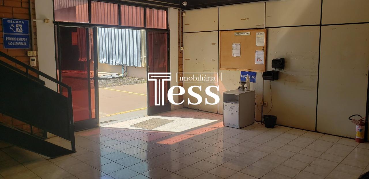 Loja / Salão / Ponto Comercial para aluguel, 2404m² — foto 18 de 25