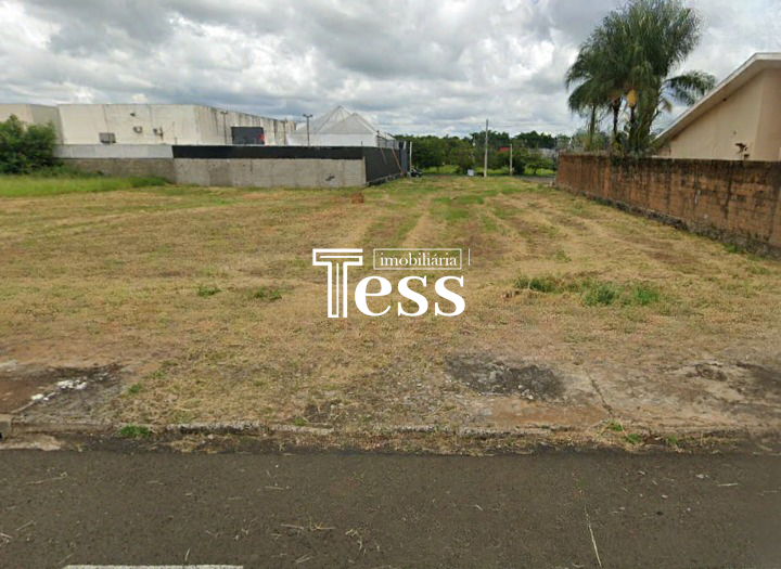 Terreno / Lote / Condomínio à venda, 1620m² — foto 2 de 3