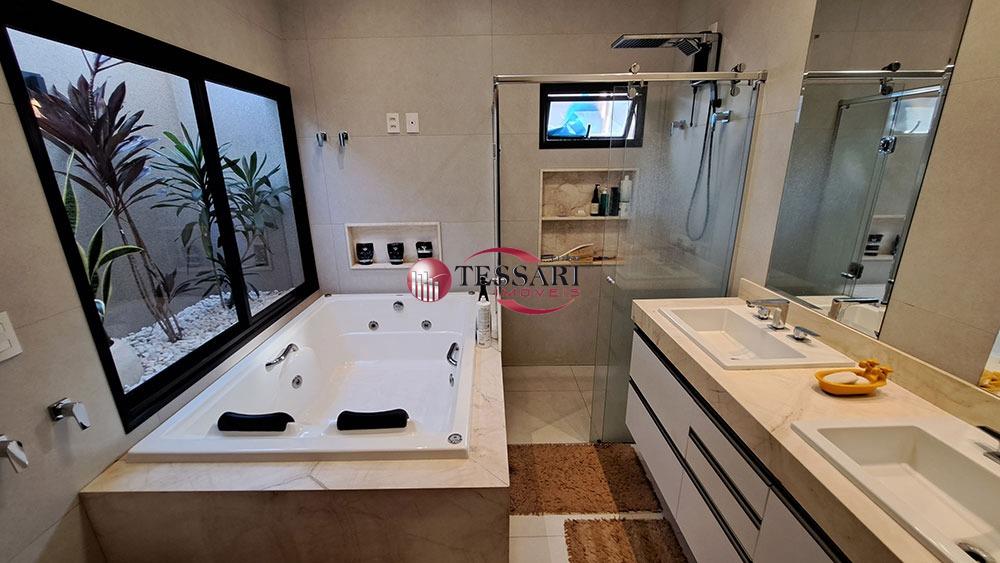 Casa de Condomínio com 3 quartos à venda, 200m² — foto 17 de 27