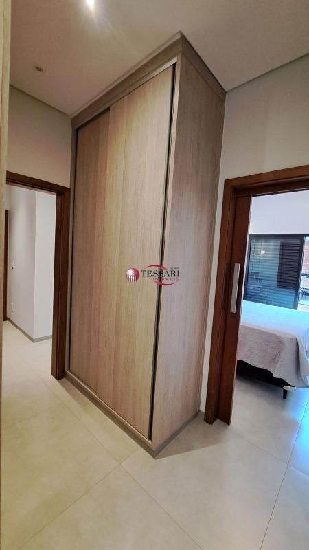 Casa de Condomínio com 3 quartos à venda, 200m² — foto 16 de 27