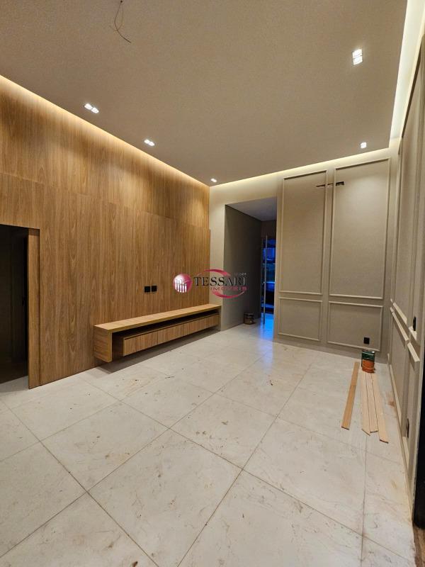 Casa de Condomínio com 3 quartos à venda, 180m² — foto 3 de 16