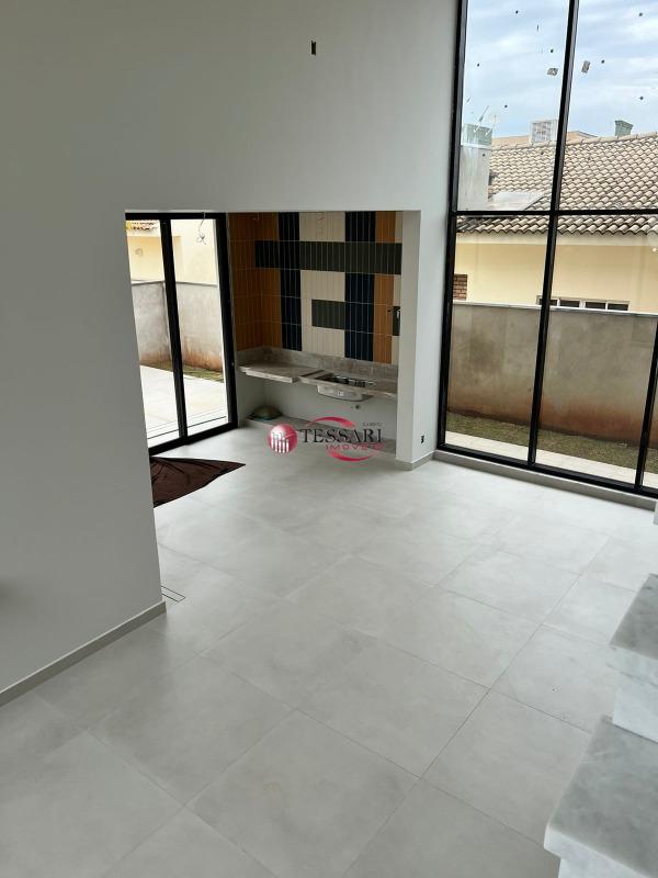 Casa de Condomínio com 3 quartos à venda, 249m² — foto 5 de 30