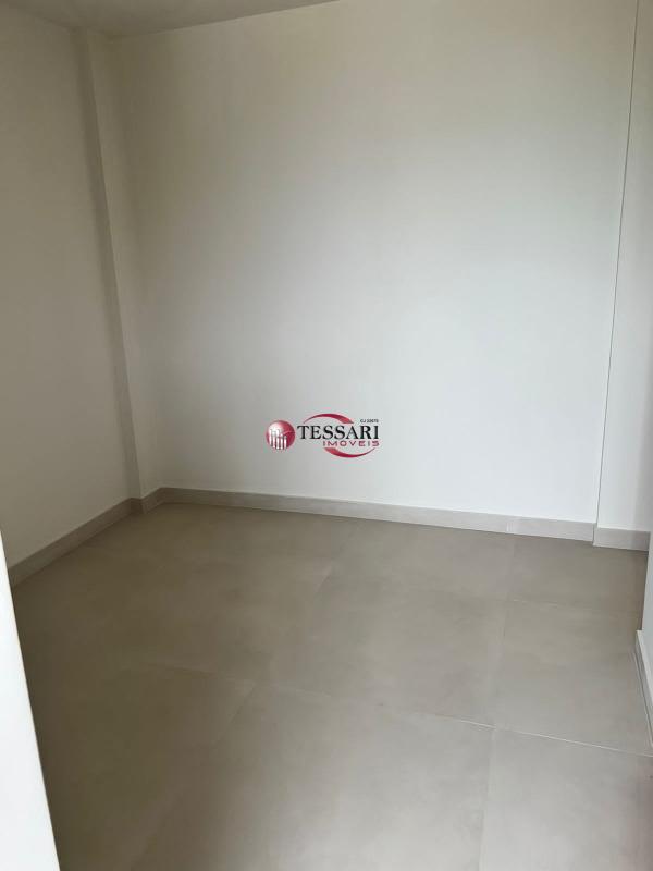 Casa de Condomínio com 3 quartos à venda, 249m² — foto 20 de 30