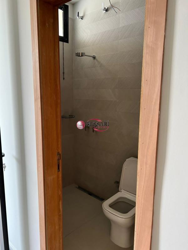 Casa de Condomínio com 3 quartos à venda, 249m² — foto 26 de 30