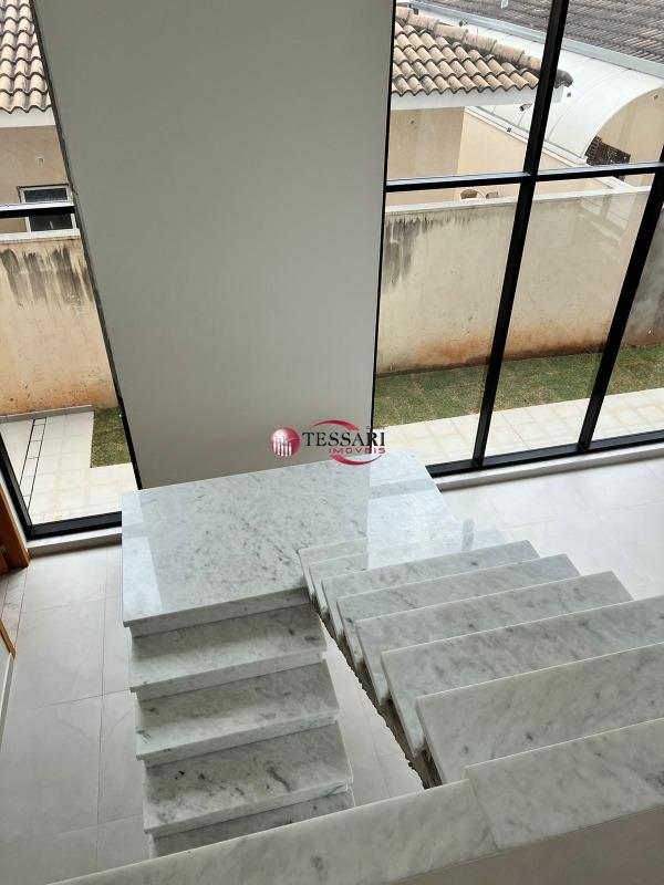 Casa de Condomínio com 3 quartos à venda, 249m² — foto 7 de 30