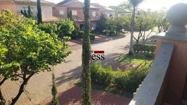 Casa de Condomínio com 3 quartos para aluguel, 212m² — foto 25 de 27