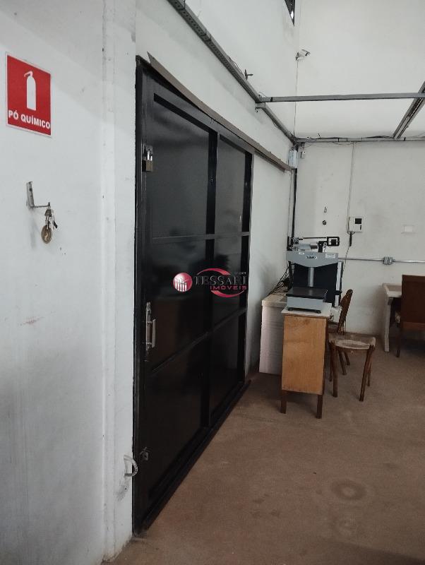 Loja / Salão / Ponto Comercial para aluguel, 418m² — foto 5 de 13